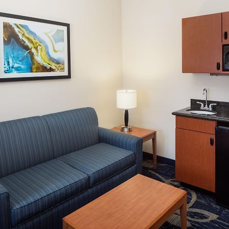 Holiday Inn Express & Suites Midland Loop 250 By Ihg Екстериор снимка