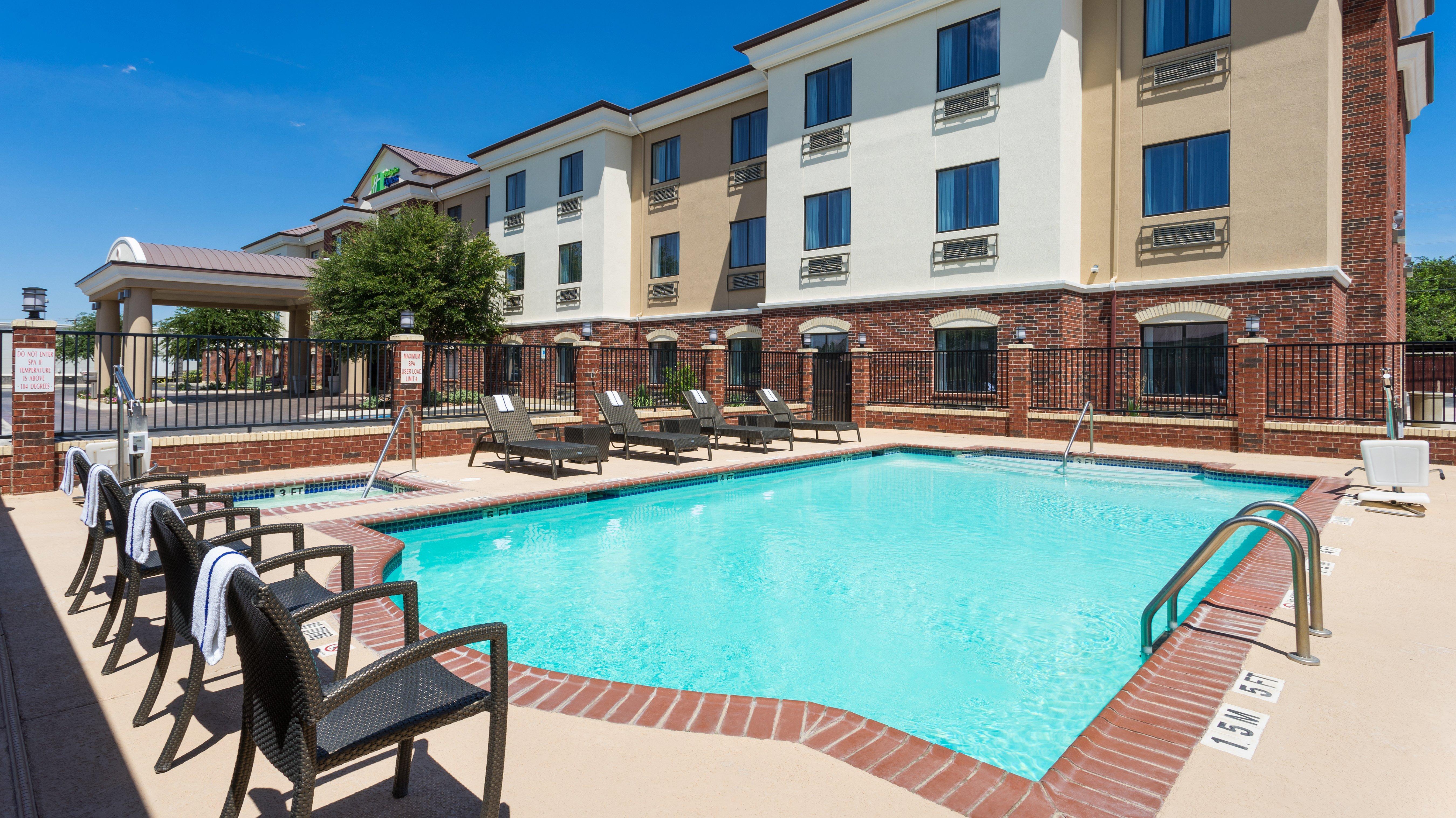 Holiday Inn Express & Suites Midland Loop 250 By Ihg Екстериор снимка