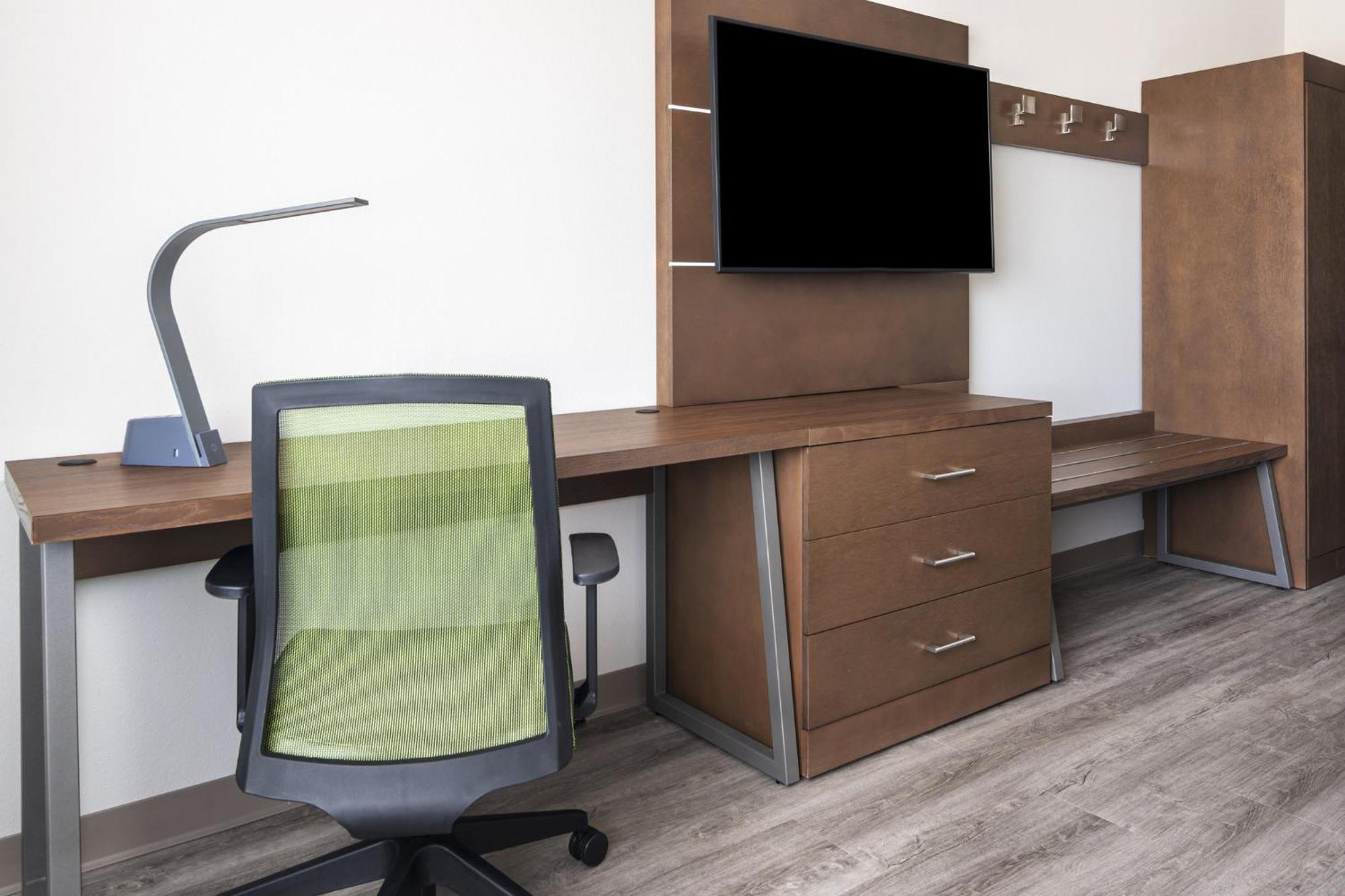 Holiday Inn Express & Suites Midland Loop 250 By Ihg Екстериор снимка