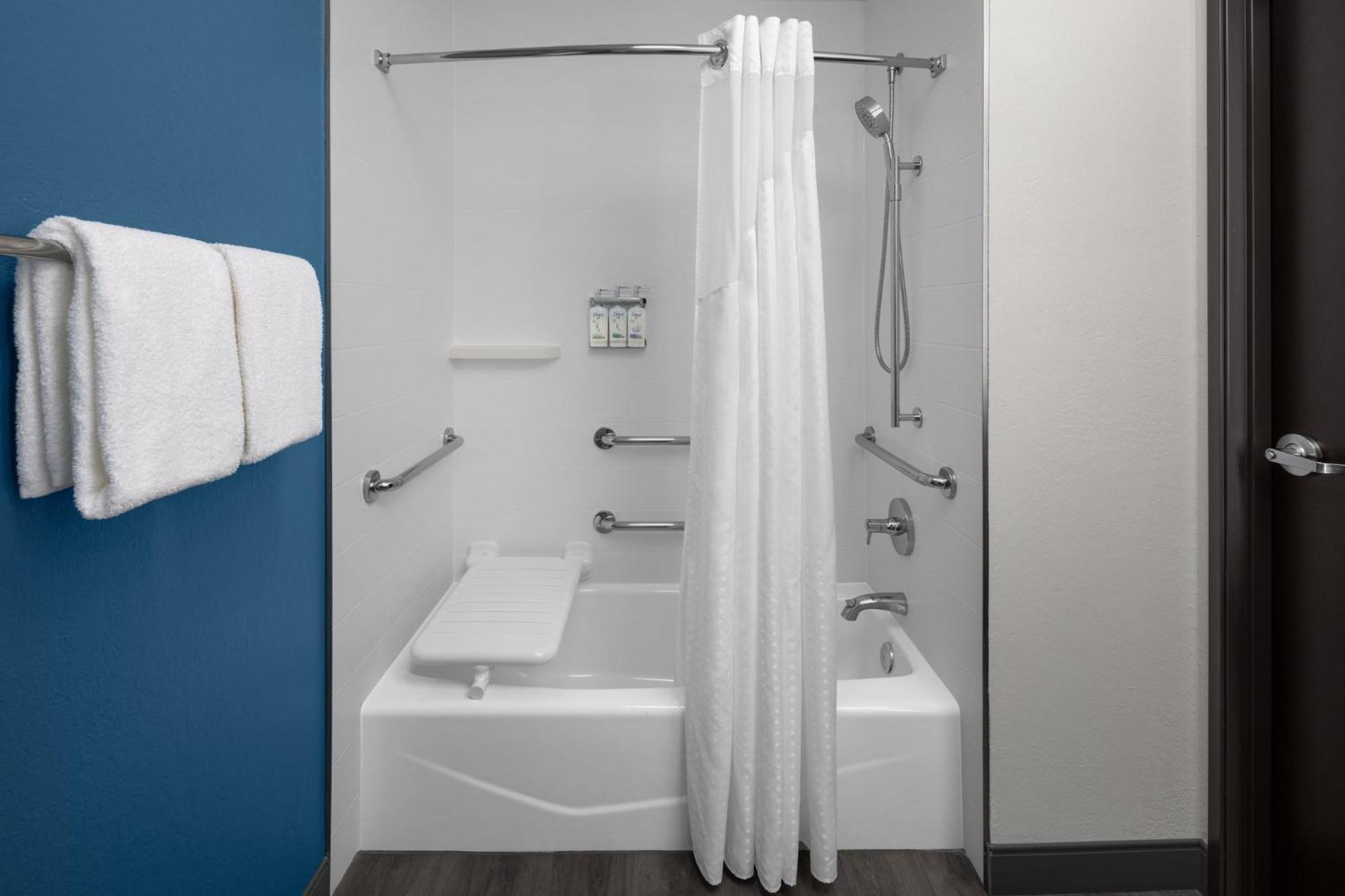 Holiday Inn Express & Suites Midland Loop 250 By Ihg Екстериор снимка