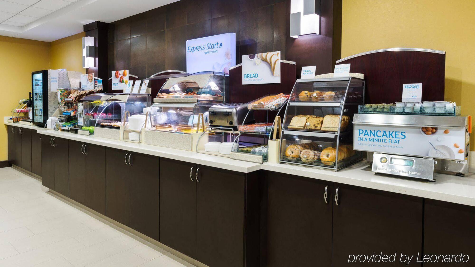 Holiday Inn Express & Suites Midland Loop 250 By Ihg Екстериор снимка